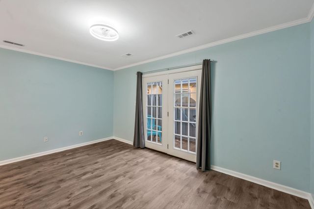 401 10th Ave S Apt A1, Myrtle Beach, SC 29577