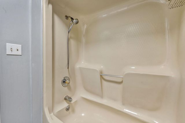 401 10th Ave S Apt A1, Myrtle Beach, SC 29577