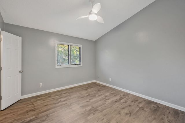 401 10th Ave S Apt A1, Myrtle Beach, SC 29577