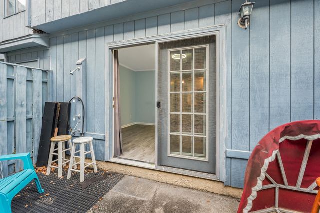 401 10th Ave S Apt A1, Myrtle Beach, SC 29577