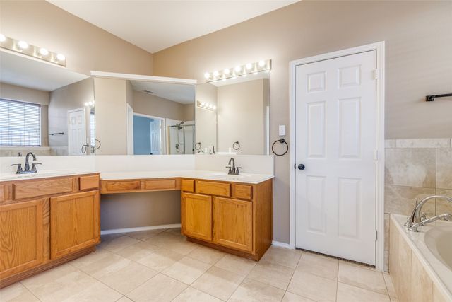 5857 Chatham Lane, The Colony, TX 75056