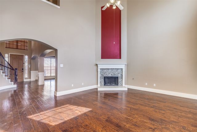 5857 Chatham Lane, The Colony, TX 75056