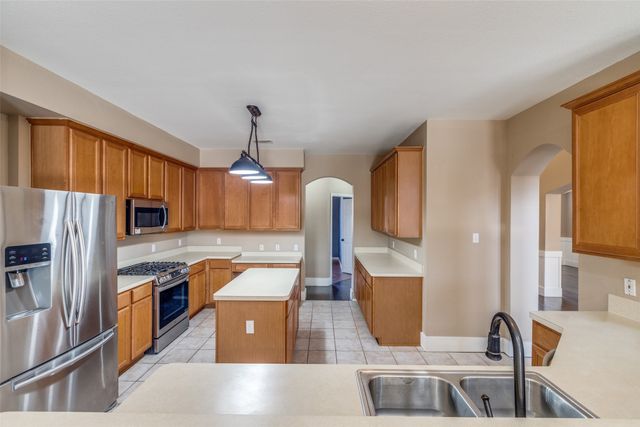 5857 Chatham Lane, The Colony, TX 75056
