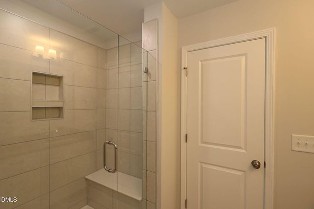 5006 Jowett'S Walk Drive 15, Cary, NC 27519