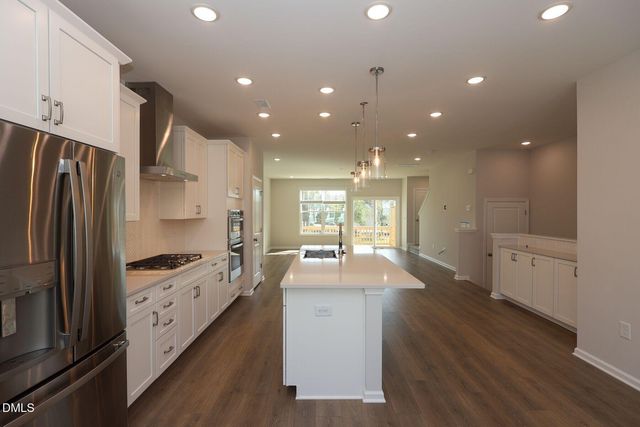 5006 Jowett'S Walk Drive 15, Cary, NC 27519