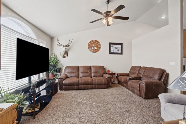 458 W 275 S, Tremonton, UT 84337