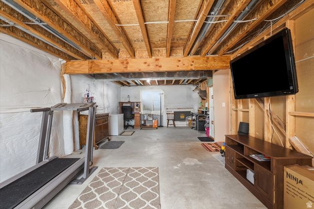 458 W 275 S, Tremonton, UT 84337