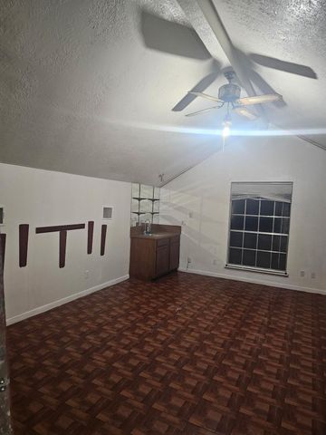 4011 NE Alshire Drive, Spring, TX 77373