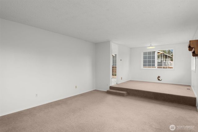 8516 375th Avenue SE, Snoqualmie, WA 98065
