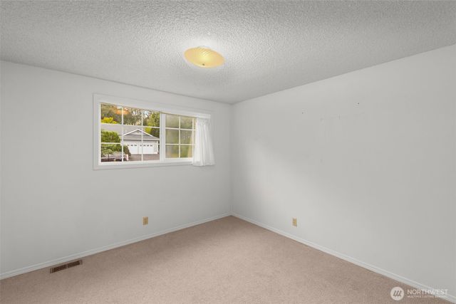 8516 375th Avenue SE, Snoqualmie, WA 98065