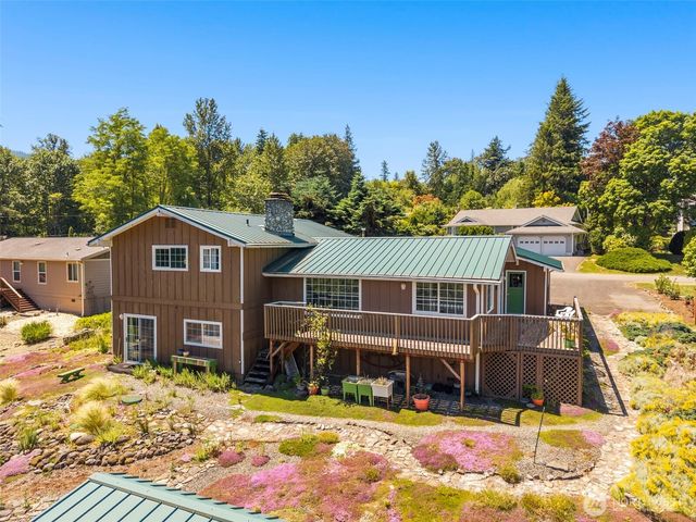 8516 375th Avenue SE, Snoqualmie, WA 98065