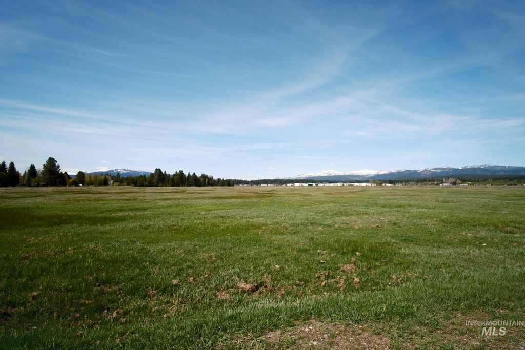 1001 S Mission, McCall, ID 83638 photo 5