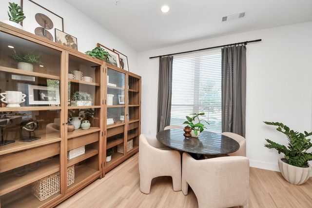 15635 Memorial Drive 340, Houston, TX 77079