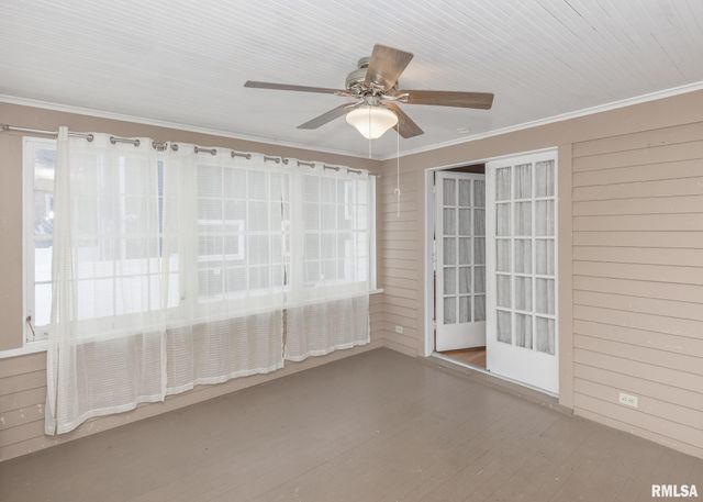 2416 12TH Street, Moline, IL 61265