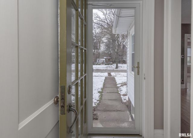 2416 12TH Street, Moline, IL 61265