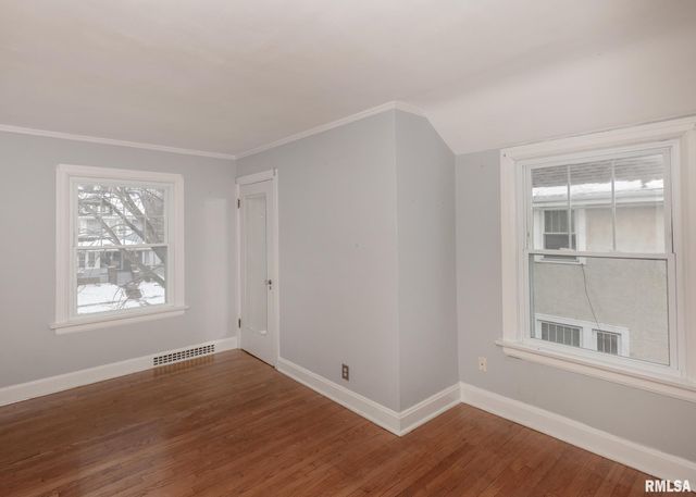 2416 12TH Street, Moline, IL 61265