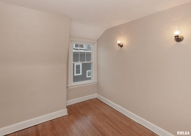 2416 12TH Street, Moline, IL 61265