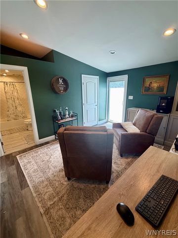 86 Cranburne Lane, Amherst, NY 14221