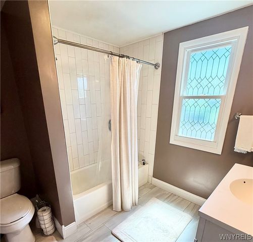 86 Cranburne Lane, Amherst, NY 14221