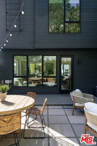 1507 W Morra Drive, Los Angeles, CA 90026