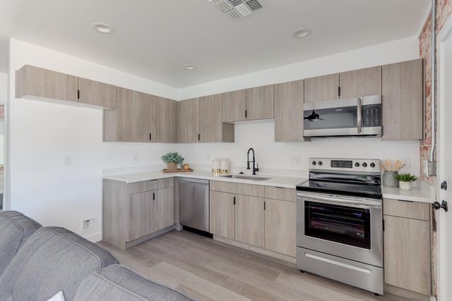 2512 E Thomas Road Unit 1, Phoenix, AZ 85016