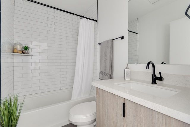 2512 E Thomas Road Unit 1, Phoenix, AZ 85016