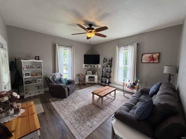 1518 20th Street, Bedford, IN 47421