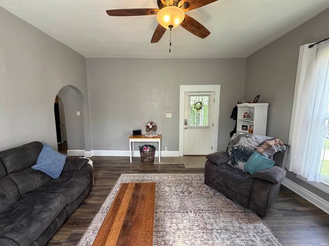 1518 20th Street, Bedford, IN 47421