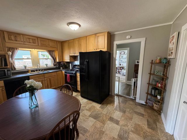 1518 20th Street, Bedford, IN 47421