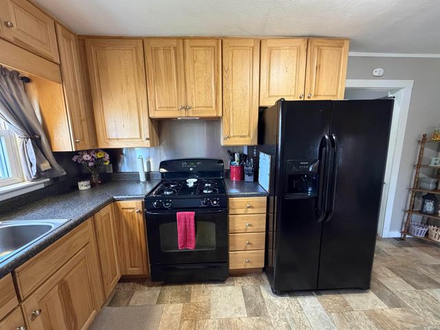 1518 20th Street, Bedford, IN 47421