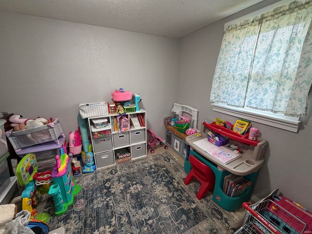 1518 20th Street, Bedford, IN 47421