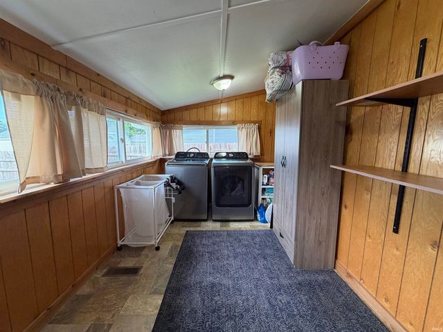 1518 20th Street, Bedford, IN 47421