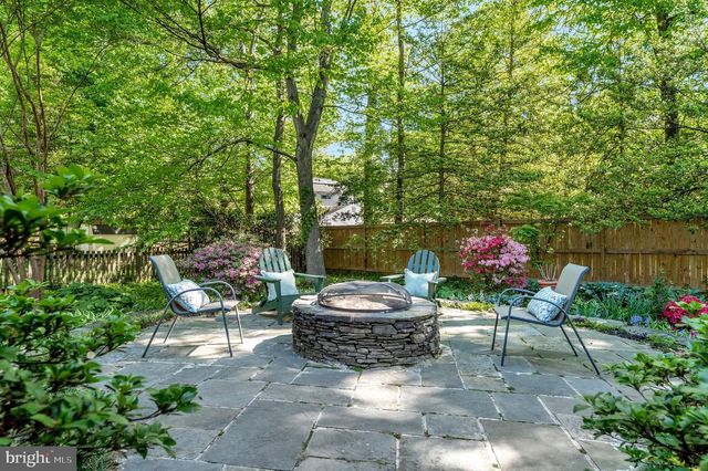 4929 BEXLEY LN, Fairfax, VA 22032