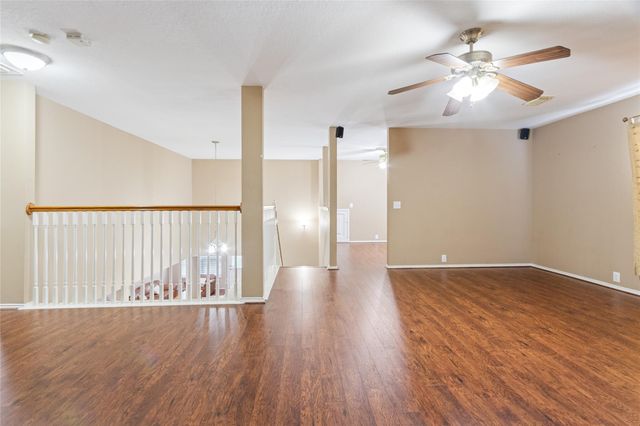 10306 Logan Bridge Lane, Sugar Land, TX 77498
