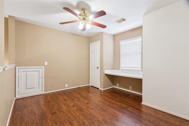 10306 Logan Bridge Lane, Sugar Land, TX 77498
