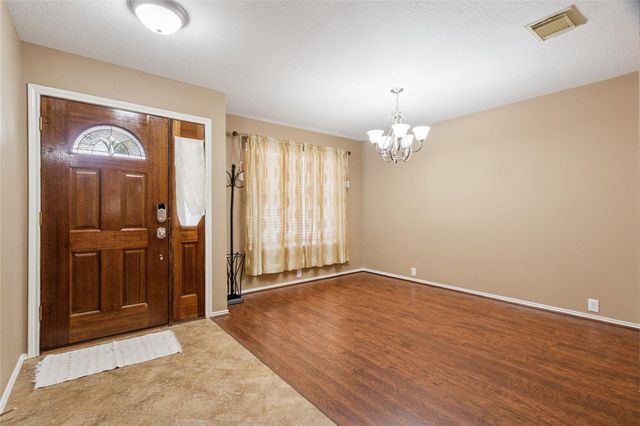 10306 Logan Bridge Lane, Sugar Land, TX 77498