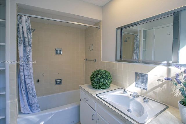 2805 Segovia Street, Coral Gables, FL 33134