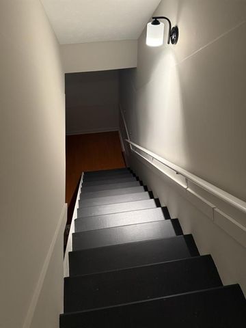 5382 Lanford Springs Court, Lilburn, GA 30047