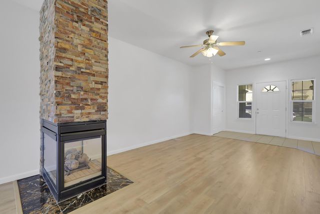 427 Hetherington Cir, Yuba City, CA 95993