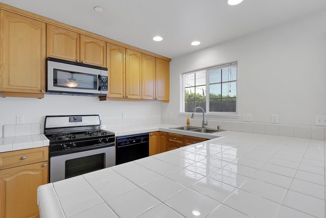427 Hetherington Cir, Yuba City, CA 95993