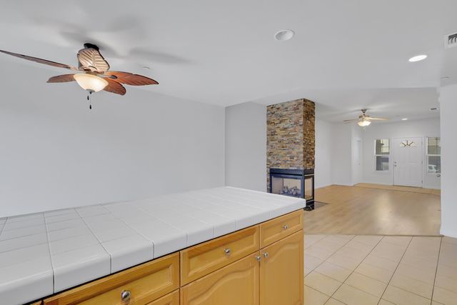 427 Hetherington Cir, Yuba City, CA 95993