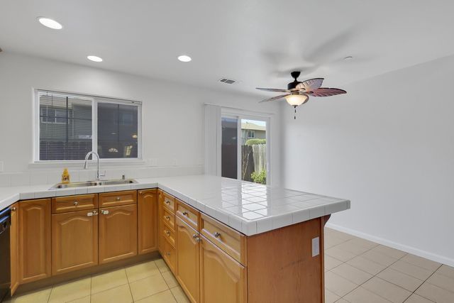 427 Hetherington Cir, Yuba City, CA 95993