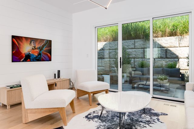 783 Post Road East 201, Westport, CT 06880