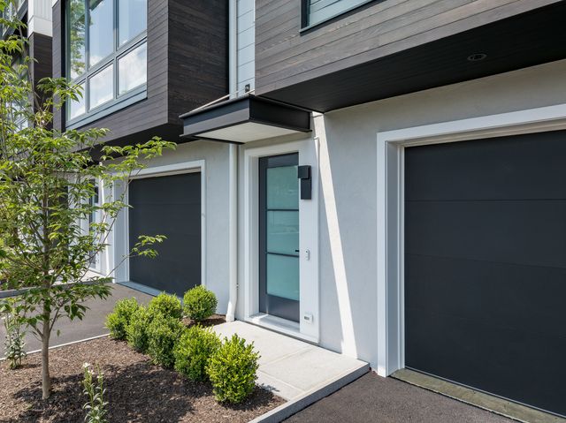 783 Post Road East 201, Westport, CT 06880