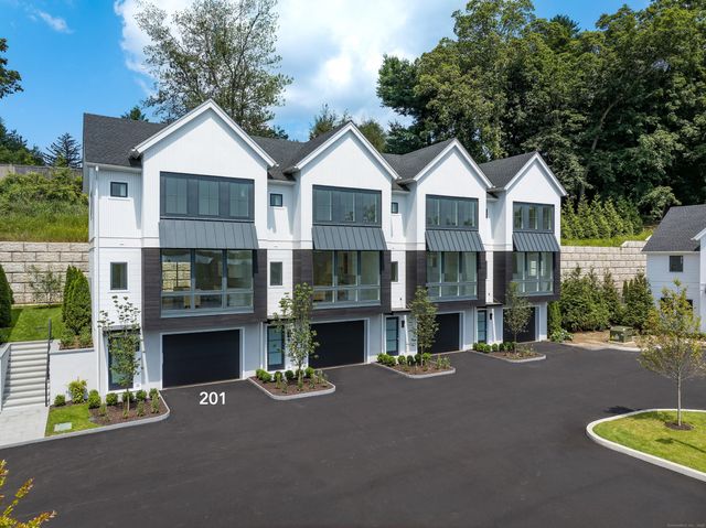 783 Post Road East 201, Westport, CT 06880