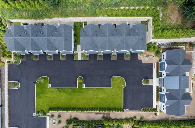 783 Post Road East 201, Westport, CT 06880