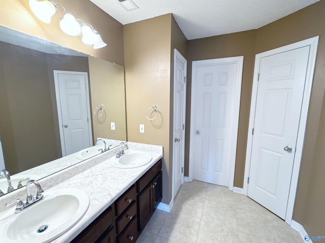117 Bremerton Drive, Huntsville, AL 35824