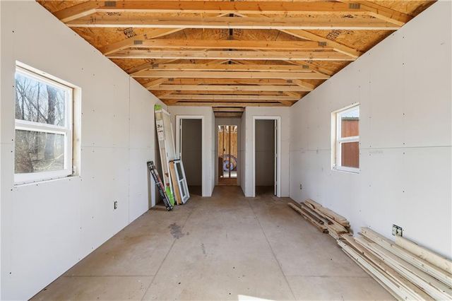 1059 SW 1301 Road, Holden, MO 64040