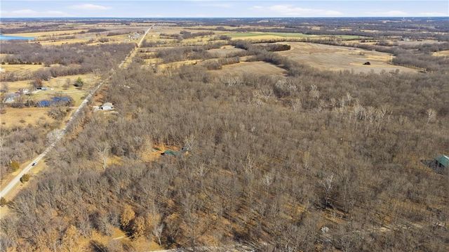 1059 SW 1301 Road, Holden, MO 64040