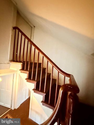 13 MARYLAND AVE N, Brunswick, MD 21716